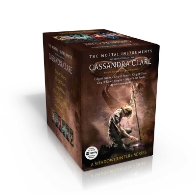 The Mortal Instruments, the Complete Collection (Boxed Set) : City of Bones; City of Ashes; City of Glass; City of Fallen Angels; City of Lost Souls; City of Heavenly Fire | Clare, Cassandra (Auteur)